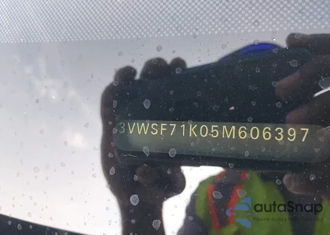 2005 Volkswagen Jetta 2.5 из США, поврежденный, VIN 3VWSF71K05M606397